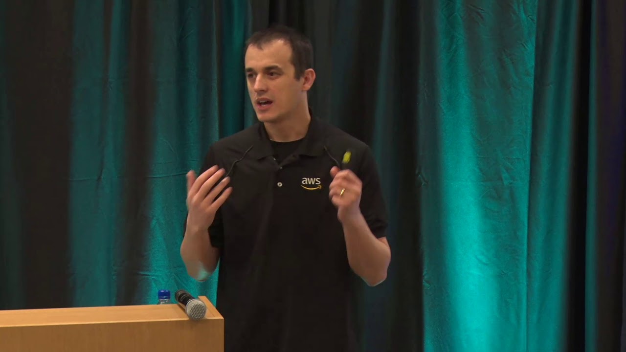 Amazon Relational Database Service (Amazon RDS)