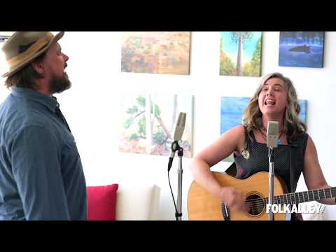 Folk Alley Sessions: The Small Glories - "Sing"
