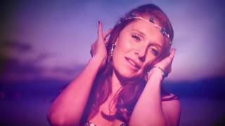 Sean Finn feat. Tinka Summer Days (Official Video)