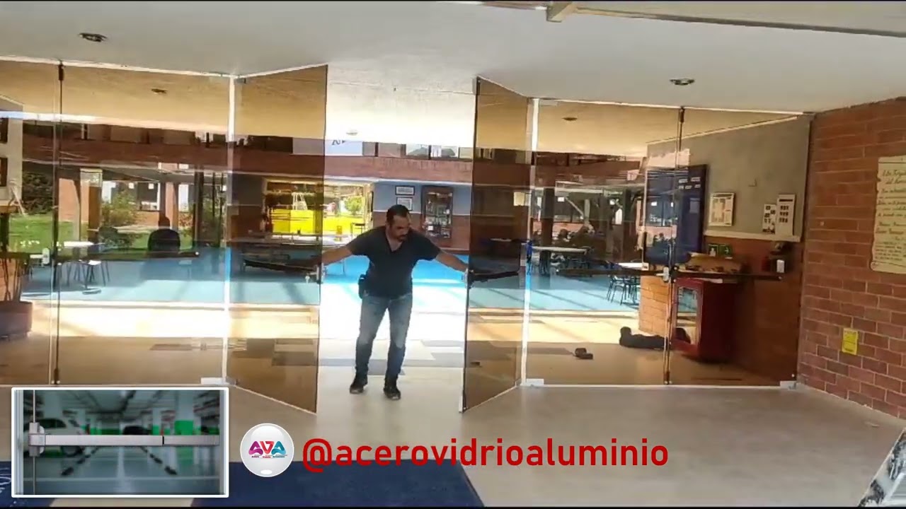 Puerta batiente premium instalación 1