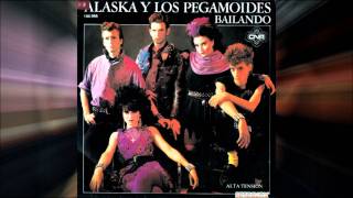 Alaska y Los Pegamoides - Redrum (en inglés)