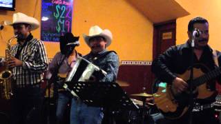 ES MUY TU VIDA....EN VIVO