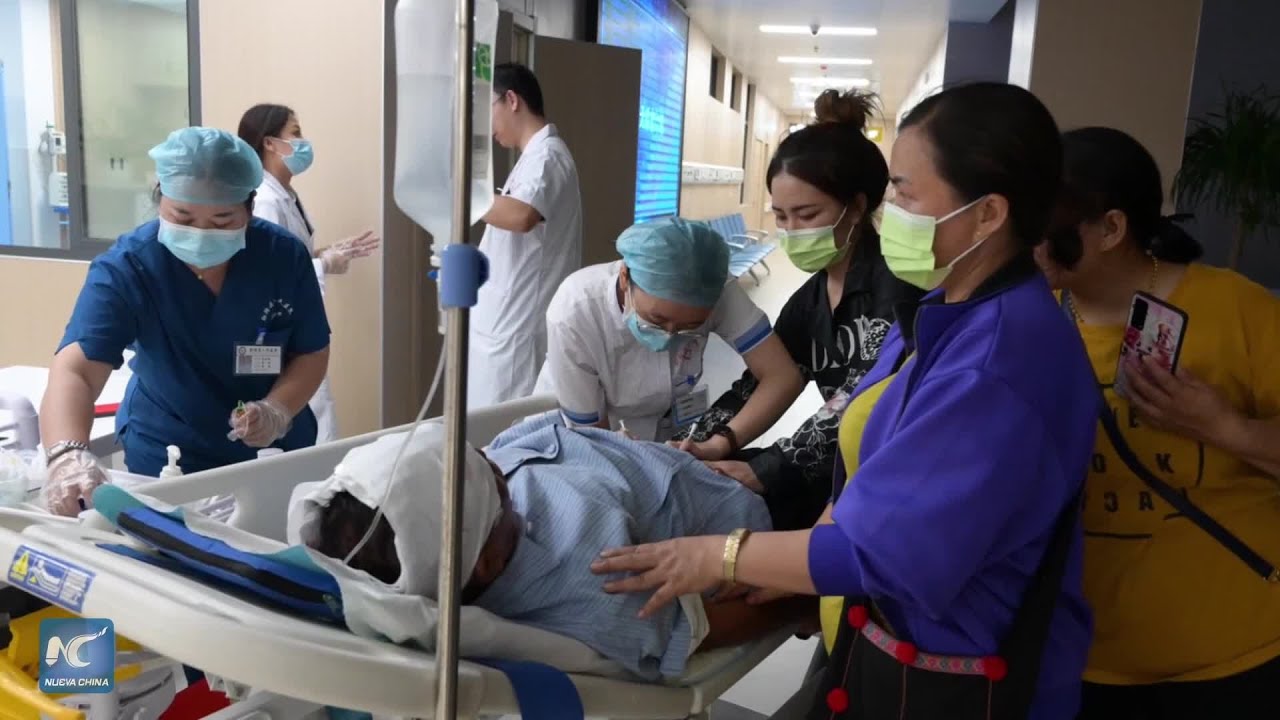 Pacientes laosianos reciben mejor atención médica en hospital fronterizo del suroeste de China