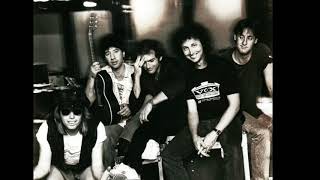 Tom Petty And The Heartbreakers - Don&#39;t Come Around Here No More - live 1990