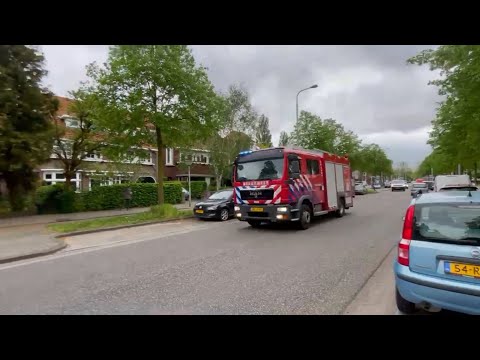 Rijopleiding Brandweer TS 02-7467 met spoed door Leeuwarden