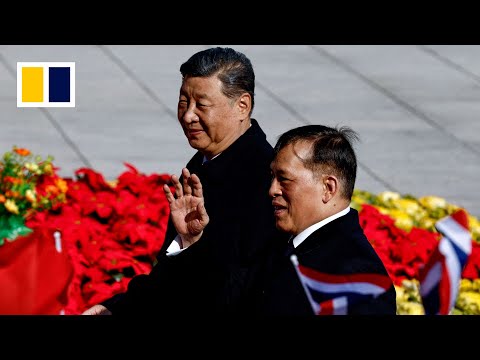 China rolls out the red carpet for Thai King