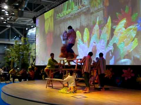 PHILIPPINE FOLK DANCE  - The Philippine Bayanihan Dance Company