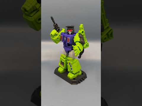 3 Minute Reviews #Blokees #transformers #galaxyversion #vol4 #decepticons #hook #constructicons
