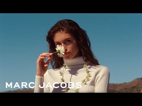 Daisy Love Marc Jacobs