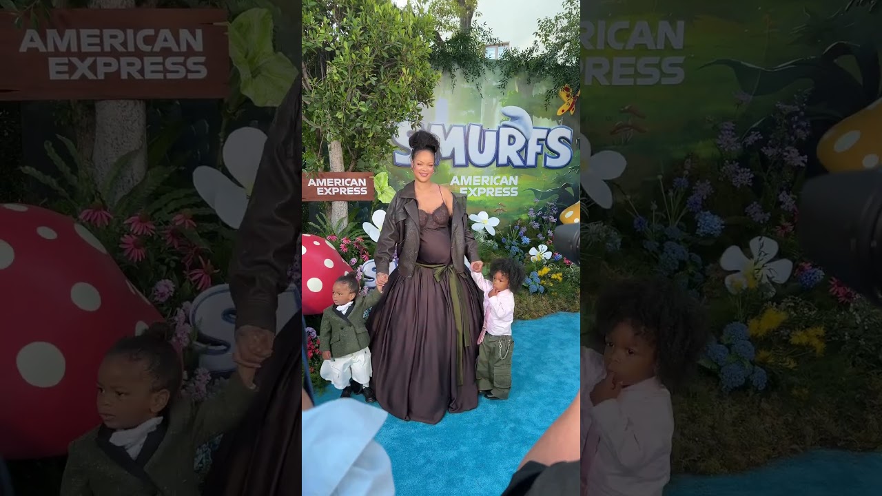 Smurfette 💙 Mini Smurfs