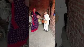 Download lagu Jani jani pila de pani#trendingshorts #indiansongs #bolllywoodsong #hindisongs #dance mp3