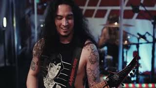 Download lagu ALICE IN HELL  LIVE 35 Part 1 mp3