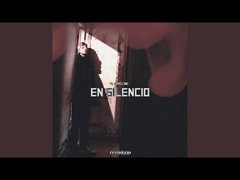 En Silencio
