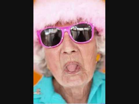 kopie crew - Zloveshtata Baba Ot 33 Apartament