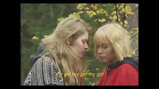 WE FELL IN LOVE IN OCTOBER jetzt Video ansehen