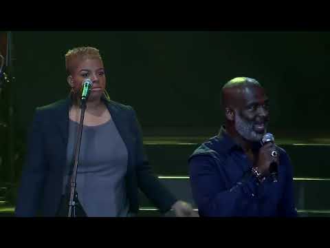 Bebe Winans,Tasha cobbs,Vashawn Mitchell nobody greater live remix