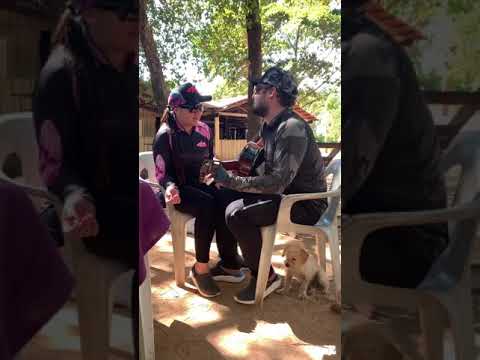 Maiara e Fernando no Araguaia/Goias