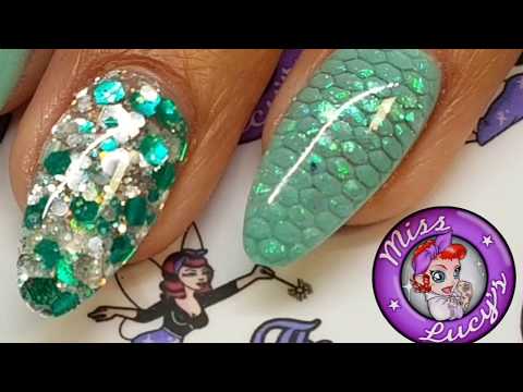 Minty Mermaid Acrylic Nails