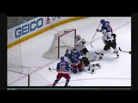 Chris Drury Scores Beauty Goal from his knees.