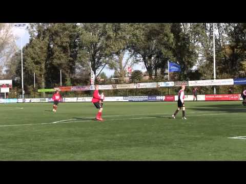 9 november 2013. Nieuwerkerk D1 - Feyenoord D2 (2-2)