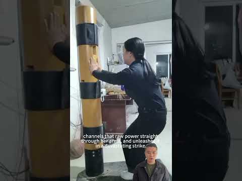 This woman generates massive torque from her hips, #martialarts #kungfu