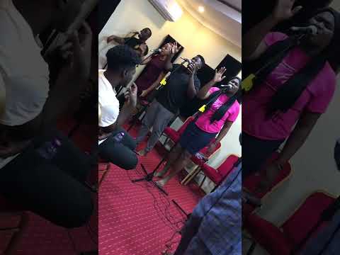 Live rehearsal, Noble Nketsiah - Me Yonko @aduberks3768 @Kod_bass @acousticliveafrica