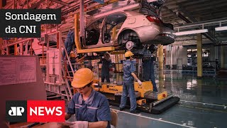 Emprego na indústria surpreende e demonstra recuperação em dezembro