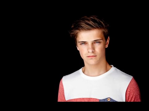 Martin Garrix & Jay Hardway vs. Tom & Jame vs. Matthew Koma - Wizard Sparks (Tomicii Mashup)