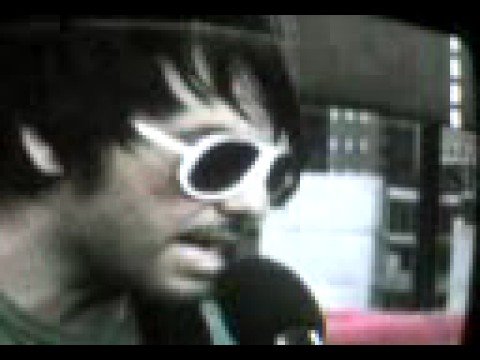 Beto cuevas "Huir" en los 10 + en Mtv con Gabo