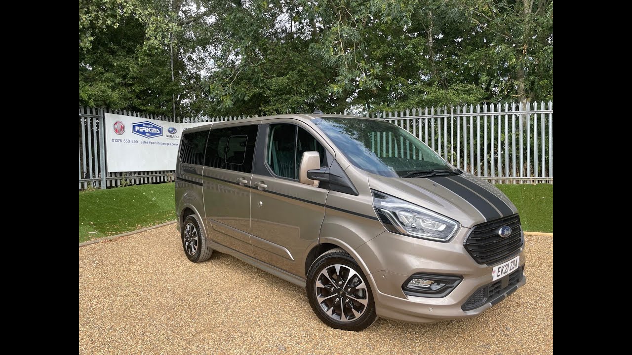 FORD TOURNEO CUSTOM SPORT 185ps SWB AUTO 8 SEAT