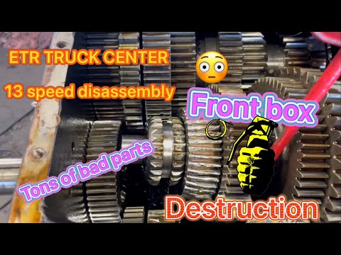 How to disassemble a 13 speed Eaton Fuller transmission. Look at all the broke gears.😱
