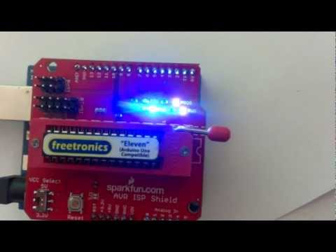 Sparkfun AVR ISP Shield demonstration