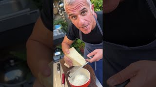 CARBONARA AL TARTUFO BIANCO 🤤 #mammamia #chefmaxmariola CARBONARA AL TARTUFO BIANCO 🤤 #mammamia #chefmaxmariola