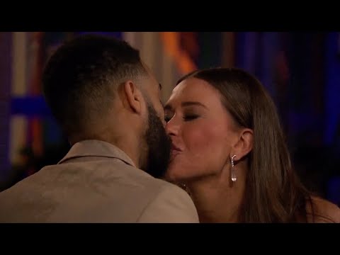 Gabby Gives Mario Her First Rose & Kisses Him on The Bachelorette 19x01 (July 11, 2022)