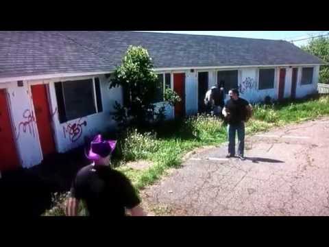 Trailer Park Boys Season 9, J-Roc - The Motel, Scary Busey