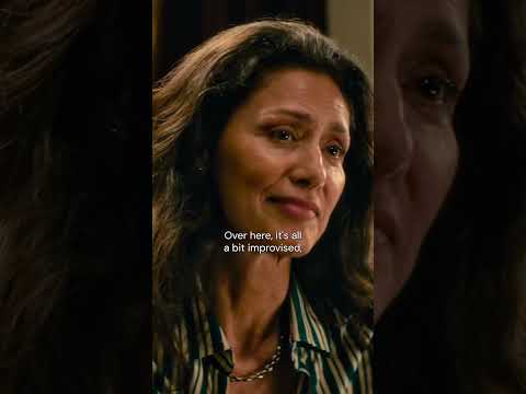 Dive into Kleber Mendonça Filho's dizzying world of commotion & secrets. [Subtitled]