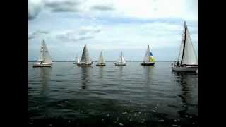 preview picture of video 'Exciting regatta start on Bellport Bay'