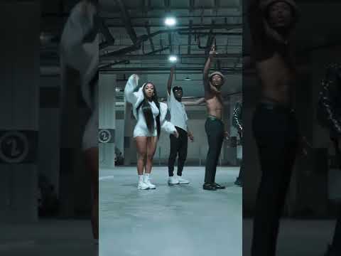 TOSS x KAMO MPHELA - NCEBELEKA CHALLENGE