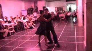 Video thumbnail for NATALIA ALMADA y PEDRO OCHOA bailando el tango UNA EMOCION en Floreal Milonga