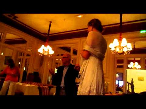 Bill Watson sings aria to Kate