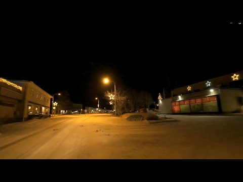 Autoajelulla läpi Sulvan keskustan 17.12.2022 Med bil genom Solf centrum.