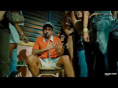BAD BUNNY | Barcelona baila al ritmo del reguetón en su primer concierto en España