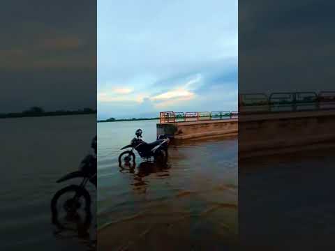 Enchente em frente a Monte Alegre expõe falta de infraestrutura