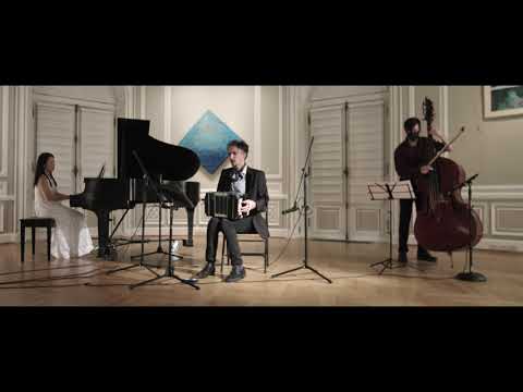 Play Video Youtube Video