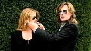 CHRISTINA ROSENVINGE  la noche del incendio