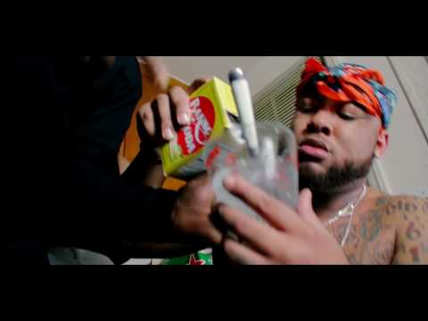 "WATER WHIPPIN" BIG HEAD TAYDA FT. GEECHEE CEE (HQ)