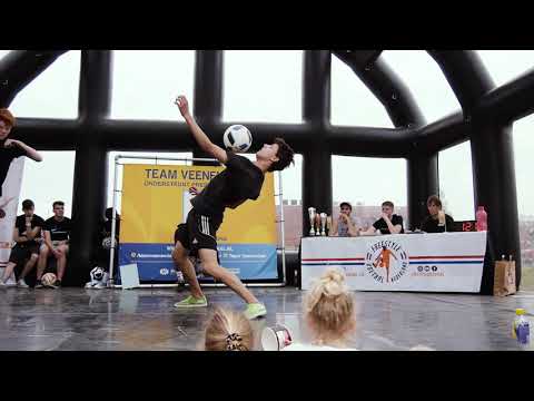 Quarter Final: Mart Pool vs Hermen Voerknecht - International Freestyle Football Tournament