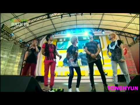 Taemin surrounded by a bug...and here comes Minho to the rescue :D