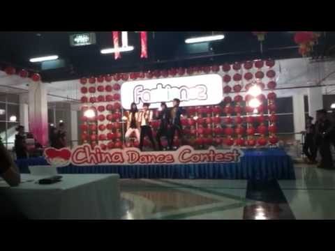 Rapunzel 2ne1 - @ IT Center