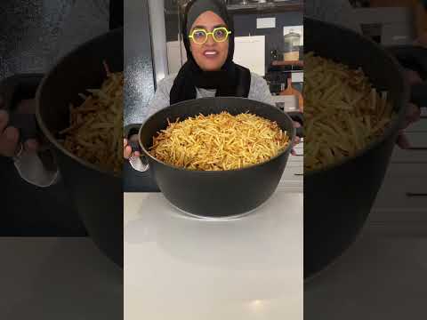 Deluxe trail mix, the perfect snack to nibble on #fehmz